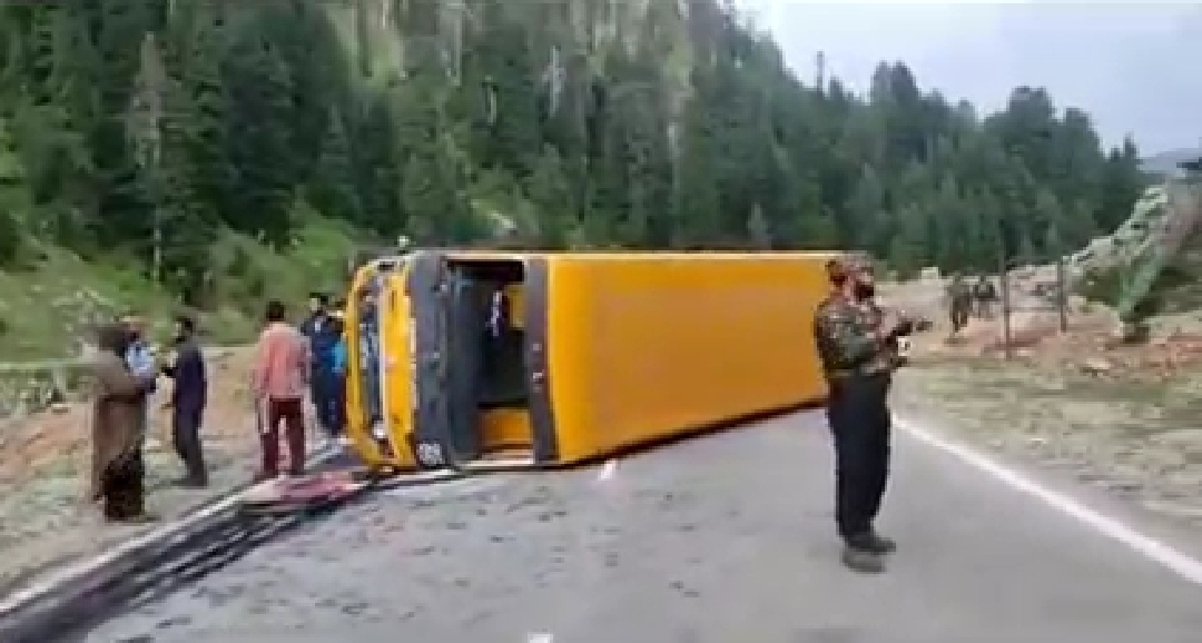 School bus topples, several injured in Mughal road mishap