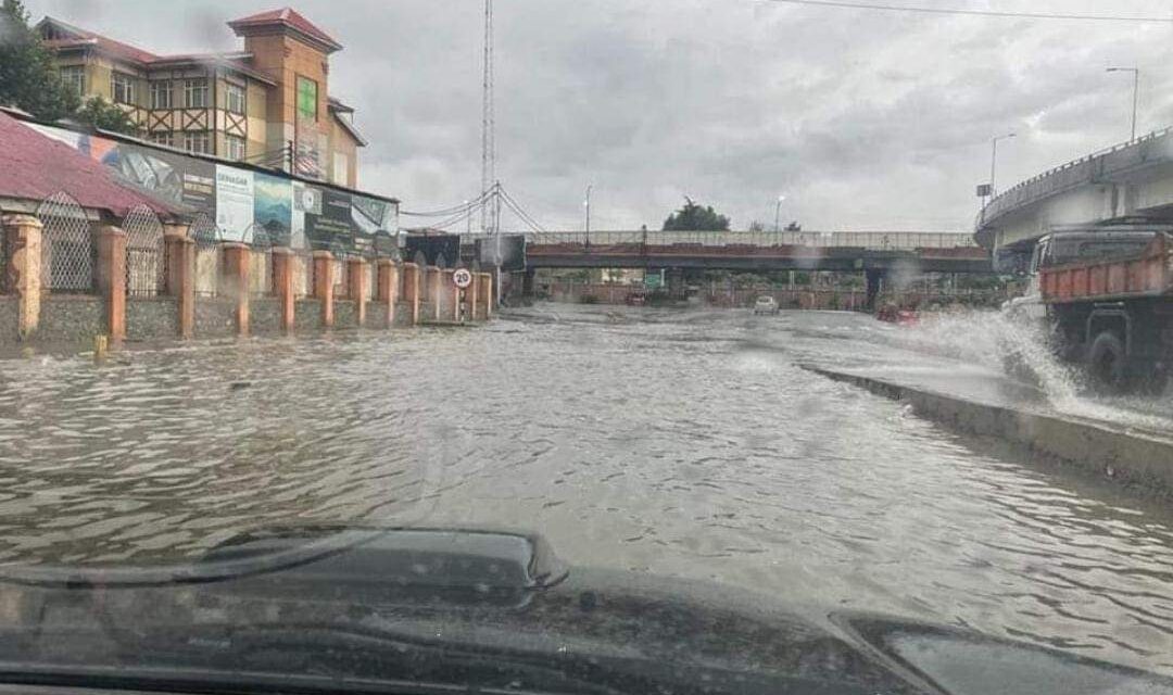 Schools Closed In Anantnag, Kulgam, Ramban Districts Due To Heavy Rains