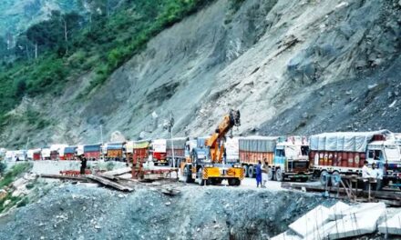 Hours After Srinagar-Jammu Highway Reopens for 1-way Traffic, Movement Along Mughal Road Also Resumes