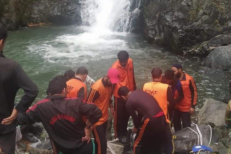 Missing man’s body retrieved from waterfall in Baramulla