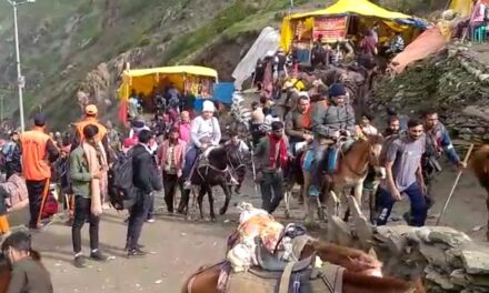 After 4 days Amarnath Yatra resumes from Baltal side