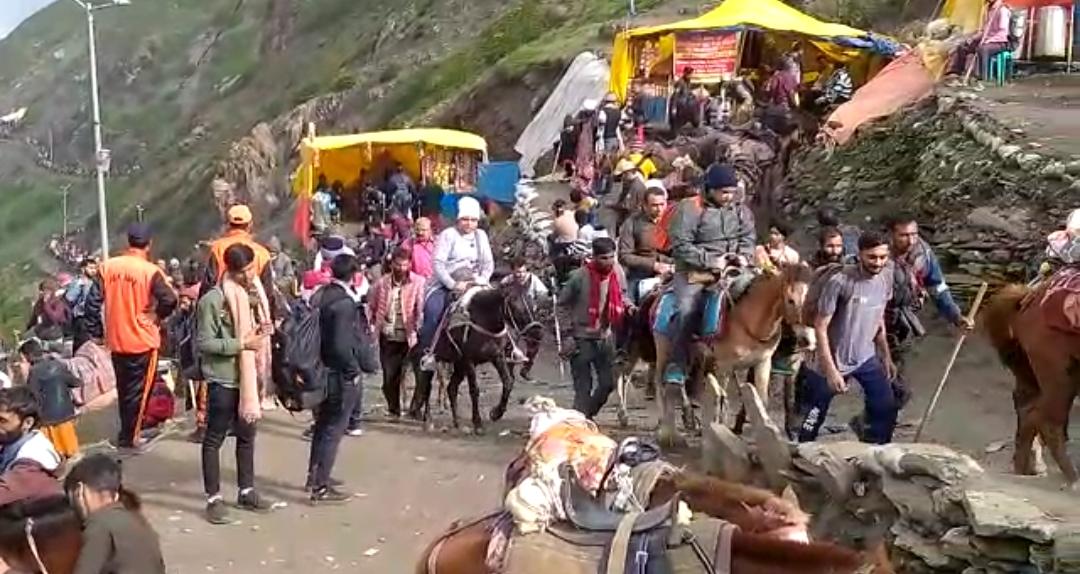 After 4 days Amarnath Yatra resumes from Baltal side