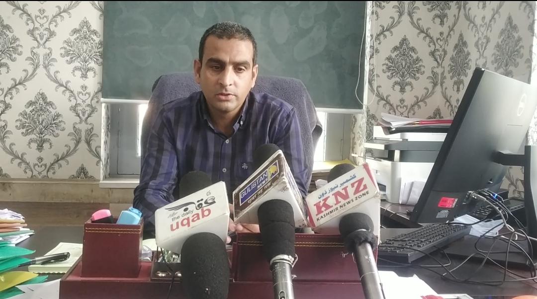 R&B department starts Blacktopping work in Ganderbal District