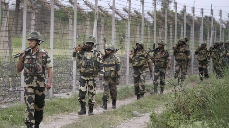 Militant, soldier killed as Army foils infiltration bid along LoC in Kupwara