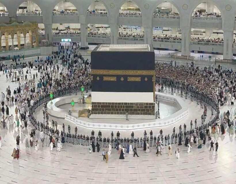 Barriers around Kaaba removed after two years as new Umrah season begins