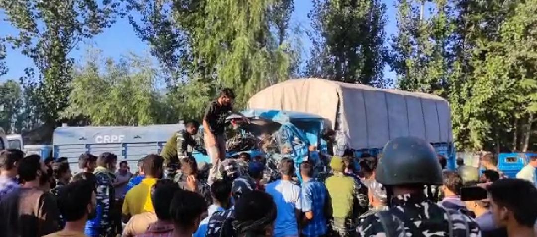 6 CRPF Men Injured in Ganderbal Road Mishap