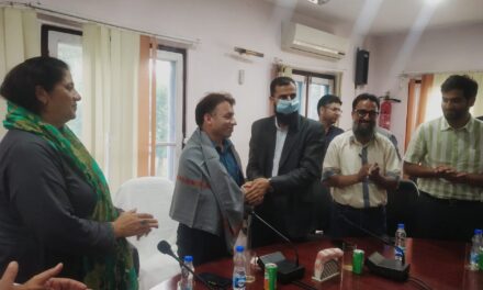 Rural Development Department Ganderbal accords warm farewell to outgoing ADDC and ACP