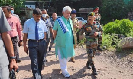 LG Manoj Sinha Visits Forward Areas in Poonch, Reviews Prevailing Security Situation Along Border
