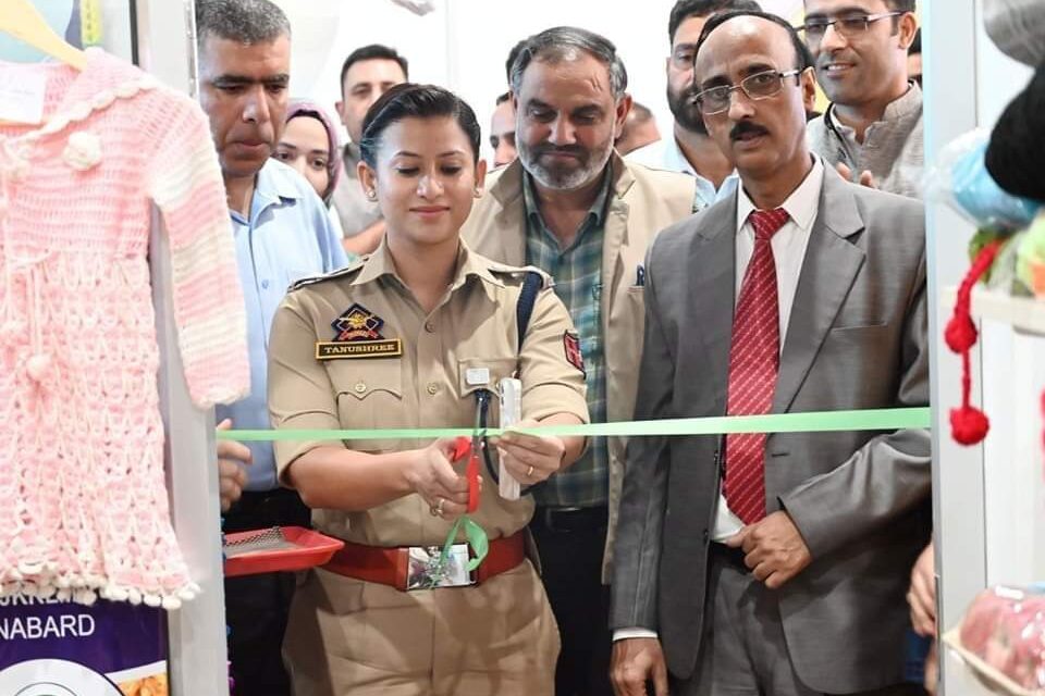 JKRLM, NABARD Join Hands For Rural Mart Startups For SHGs;UMEED Rural Mart inaugrated at Shopain,First in Kashmir.