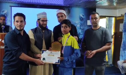 HKMC Educational Institute Manigam organised “Shan e Mustafa Naat Competition” for students on the eve of teacher’s day