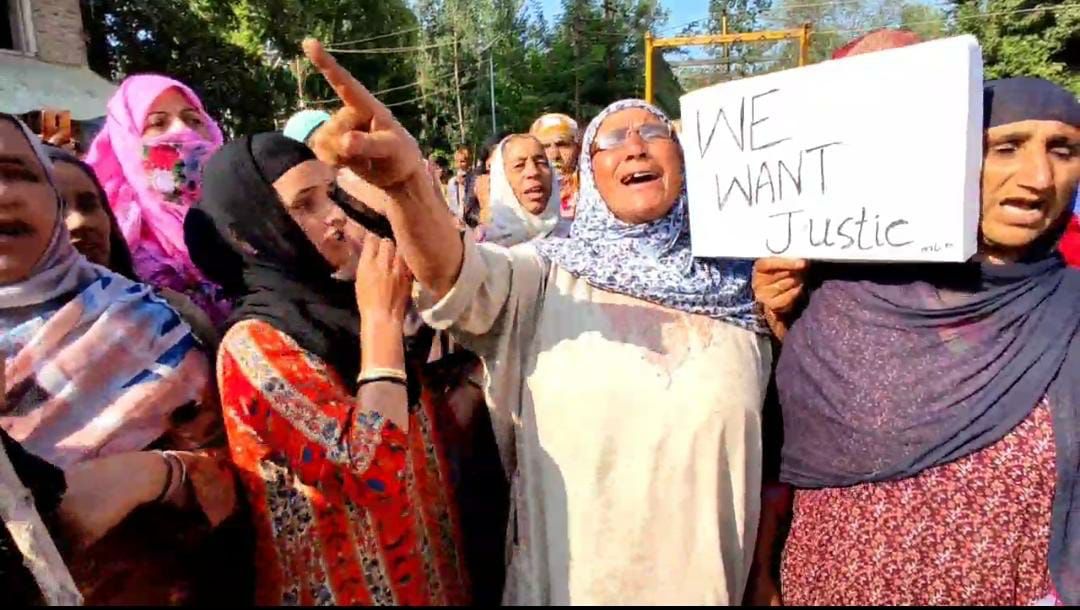 Hajin woman dies at in-laws home in Srinagar, family alleges murder