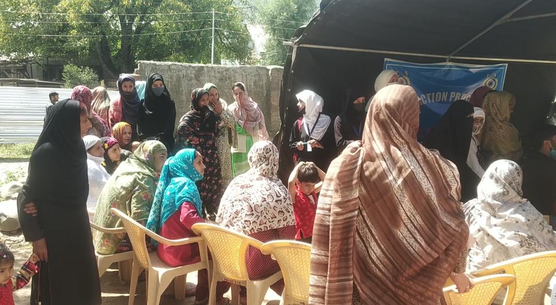 CRPF 118BN Gund organise free medical camp at Hariganiwan area