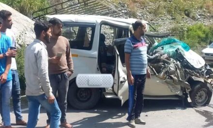 7 Persons Injured As Truck Collides With Srinagar-bound Passenger Cab in Behramgalla Poonch