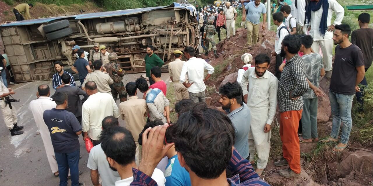 One Dead, Several Others Injured In Poonch Road Accident