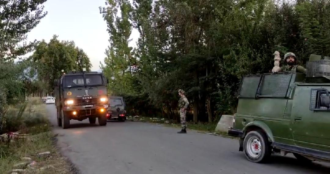 Kulgam Gunfight: Two JeM militants trapped, Both Involved in Several Crime Cases: ADGP Kashmir