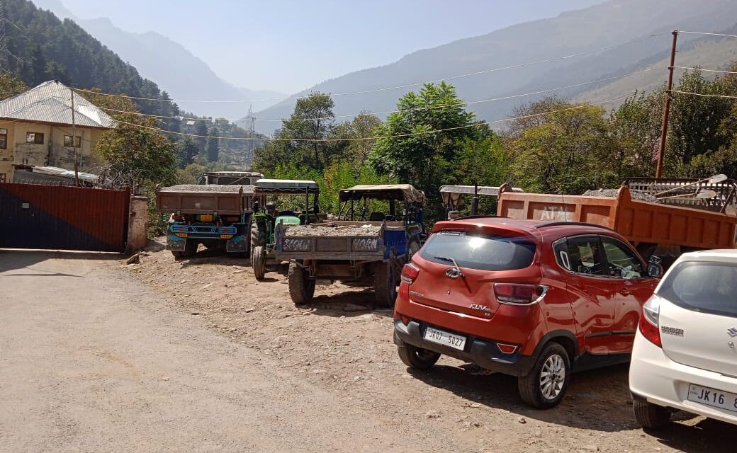 5 vehicles involved in illegal mining seized in Ganderbal