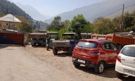 5 vehicles involved in illegal mining seized in Ganderbal