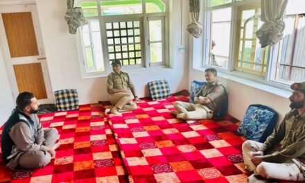 SSP Ganderbal along with other officials visits Police Martyrs’ families in Ganderbal