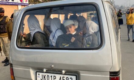 Police Seizes School Van For Overcrowding and Posing Threat to school children in Budgam: Police