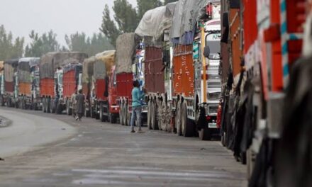 8820 fruit-laden trucks among 10,000 HMVs cross Qazigund in last 24 hours: Officials