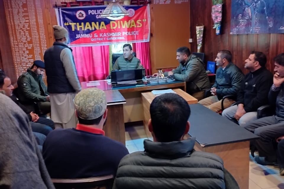 Ganderbal Police Organised “Thana Diwas” in Ganderbal