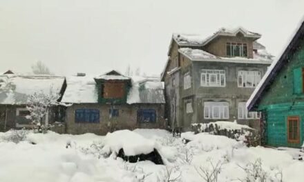 Kupwara Receives Highest Snowfall In Kashmir;Night Temperature Increases In Valley, Drops In Parts Of Jammu