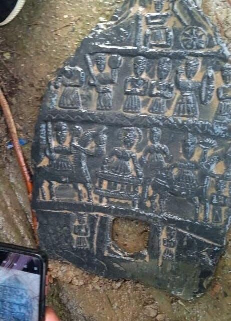 Ancient sculpture found in Devsar Kulgam;‘Will be handed over to department of Archives, Archaeology & Museums’