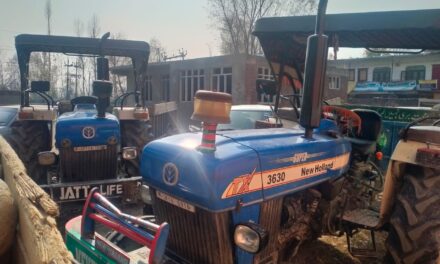 7 vehicles seized for illegal extraction of minor minerals in Ganderbal from last 3 days