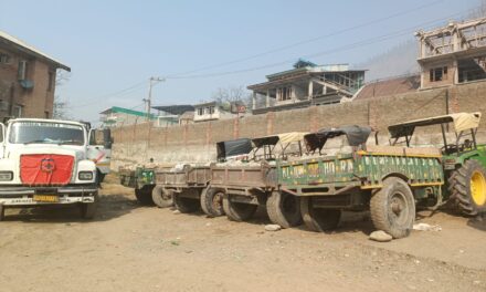 5 Vehicles seized by Geology and Mining department in crackdown at Kangan