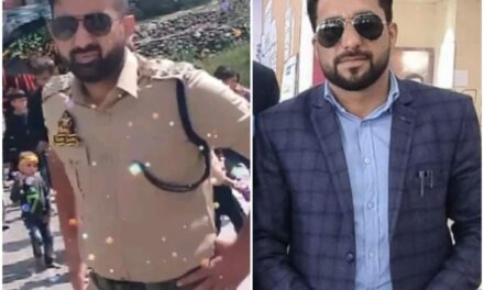 DDC Kangan-C Mudasir Majeed congratulated SDPO Kangan for promoted as Superintendents of Police