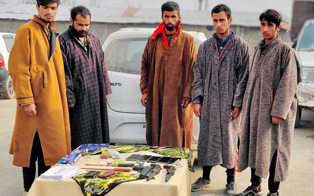 Extortionist module posing as militants busted in Kulgam: Police