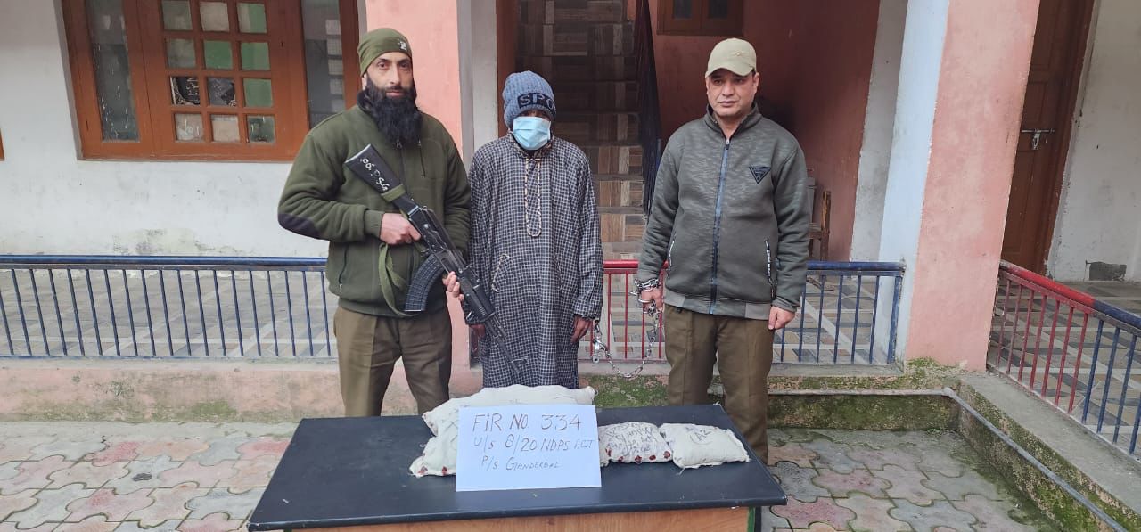Ganderbal Police Arrested One More Drug Peddler, Narcotics Recovered And Siezed.