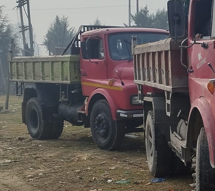 3 tippers seized by Geology and Mining department in crackdown at Yangoora Ganderbal