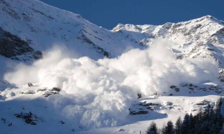 Authorities issue Avalanche Alert in J&K