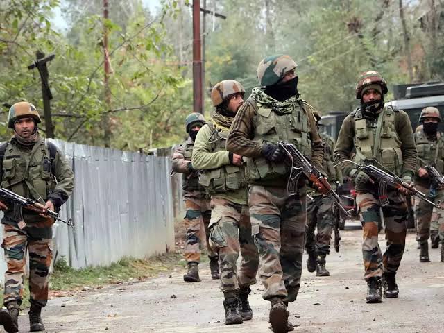 Shopian Encounter: Militants escape after brief exchange of fire