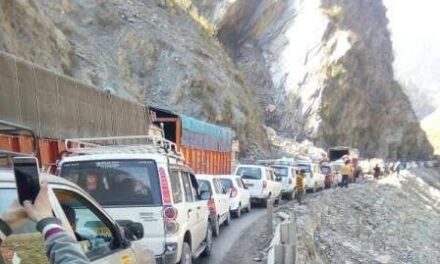 Jammu-Srinagar Highway Remains Shut Since Morning