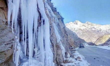 Mercury drops after snowfall in Kashmir, Pahalgam records season’s coldest night at minus 11.0°C