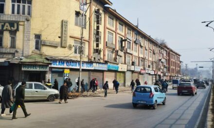 Shutdown in parts of Kashmir against demolition drive