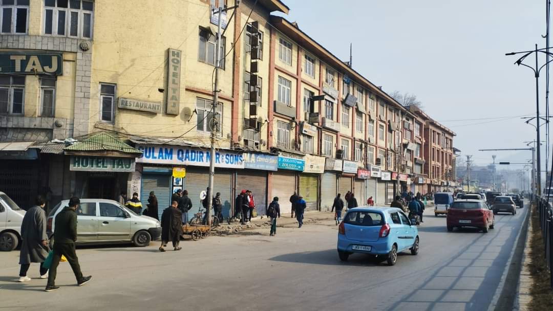 Shutdown in parts of Kashmir against demolition drive