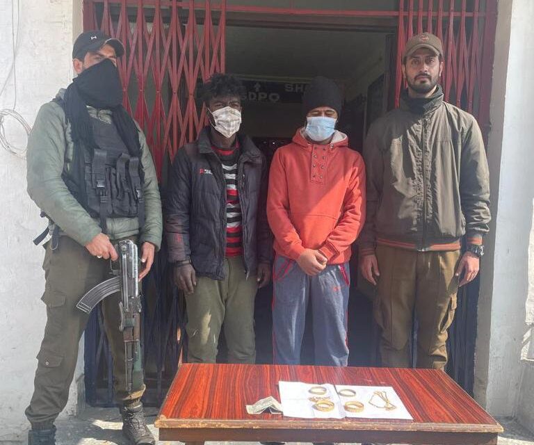 Two non local thieves arrested in Srinagar