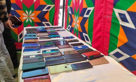 Cyber Police Organizes Awareness Programme in Srinagar; Over 100 Stolen Mobile-phones Handed Over To Rightful Owners