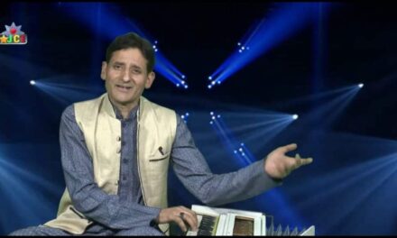 Singer collapses while performing in Srinagar, hospitalised;”His condition stable, shifted to SMHS for CT Scan”