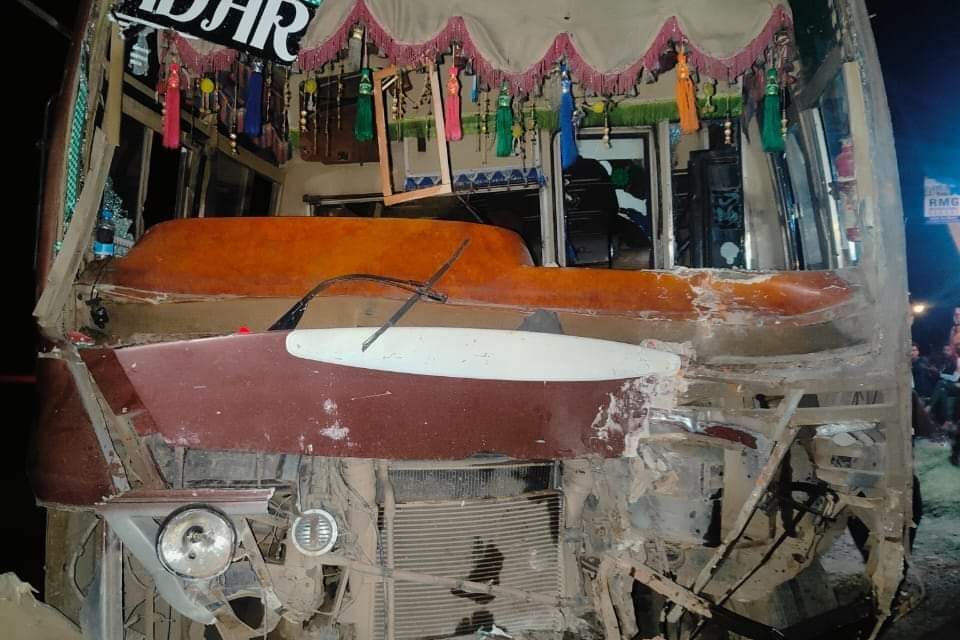 8 injured in Akhnoor accident