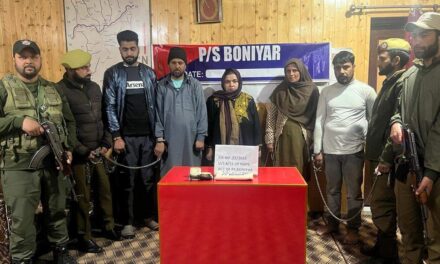 Four persons include a female drug peddler held in North Kashmir
