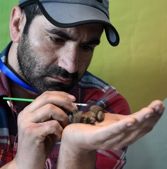 Tale of Talent & Potential: Mohammad Suhail Khan, Pulwama’s Specially-abled Artist Setting A Strong Precedent
