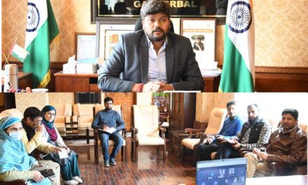 DC Ganderbal reviews COVID-19 situation in district;Asks for CAB awareness among masses