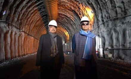 Nitin Gadkari, LG Manoj Sinha Alongside MPs Inspect Zojila Tunnel