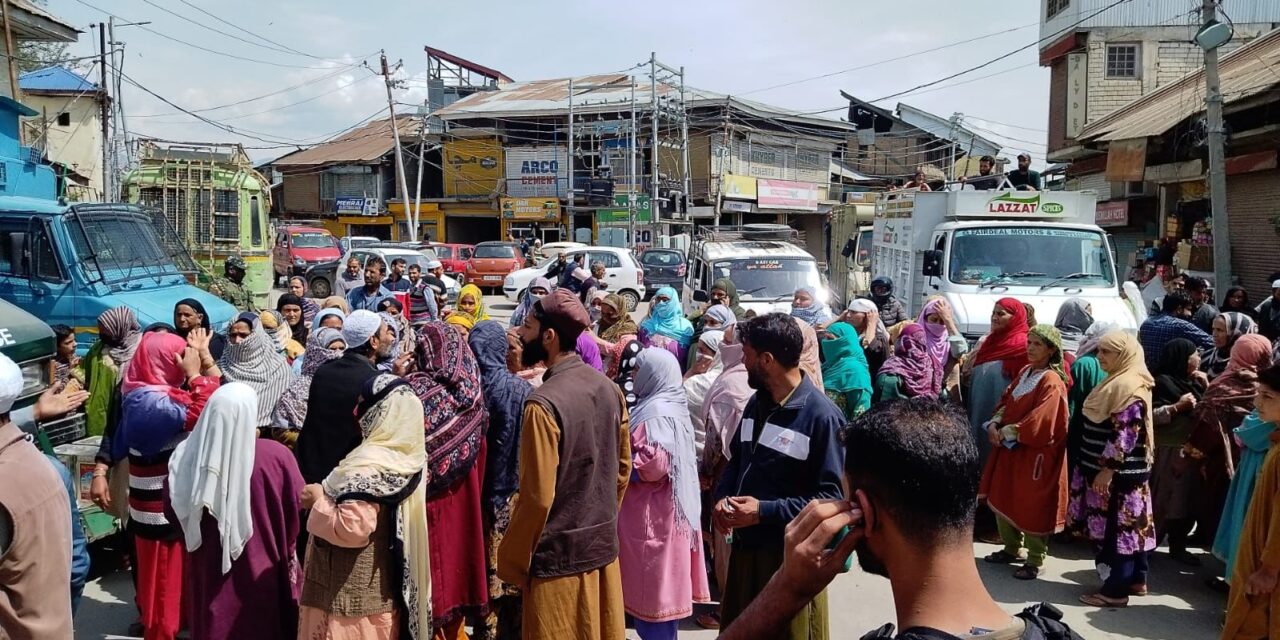 Sopore locality residents protest over lack of basic facilities