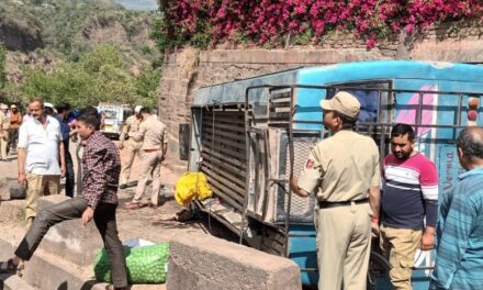 Over 2 dozen passengers injured in Udhampur road accident