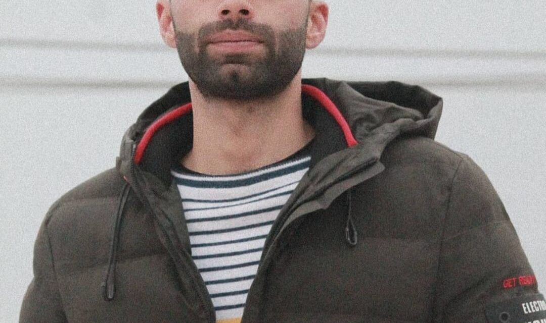 Prince Athar greets people on the eve of Shab-i-Qadr